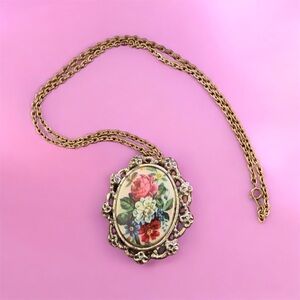 Vintage Floral Pendant Necklace with Gold Chain